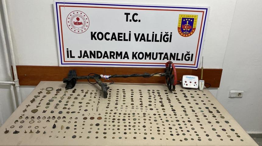 Kocaeli'de 345 sikke ele geçirildi