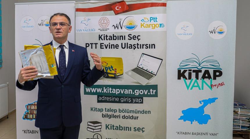 Van'da 65 bin kitap PTT kargo aracılığıyla öğrencilere ücretsiz ulaştırıldı