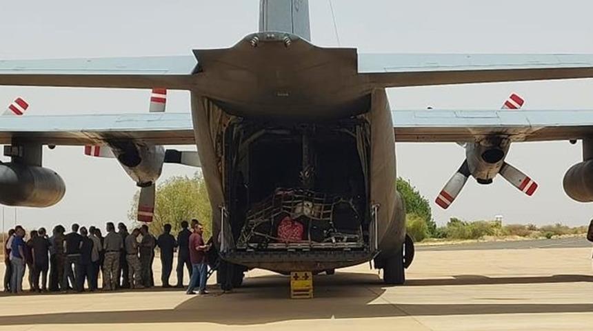 MSB duyurdu: Hafif silah ateşiyle taciz edilen uçağımız Sudan'dan ayrıldı