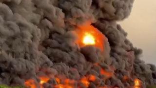 Kırım’da büyük yangın! Yakıt depoları İHA'larla vuruldu