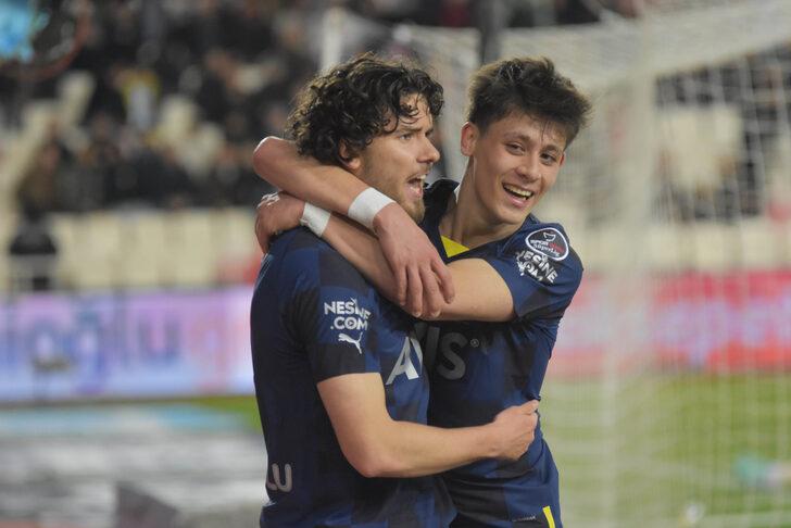 Fenerbahçe Sivasspor maçının ardından Jorge Jesus'tan derbi sözleri! G4