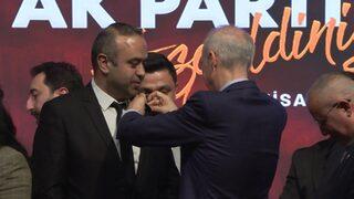 Zafer Partisi'nden istifa eden 300 kişi AK Parti'ye katıldı! Rozetlerini Kurtulmuş taktı
