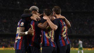 La Liga'da lider Barcelona, Real Betis'i 4-0 yendi