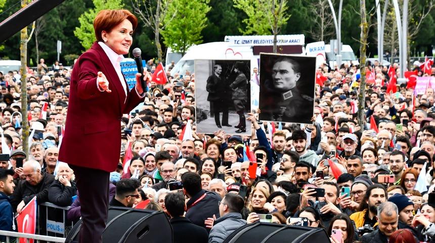 '&Ouml;l&uuml;mle eşdeğerdi benim i&ccedil;in' diyerek a&ccedil;ıkladı! Meral Akşener'den kadınlara &ccedil;ağrı: 'Bana g&uuml;&ccedil; verin'