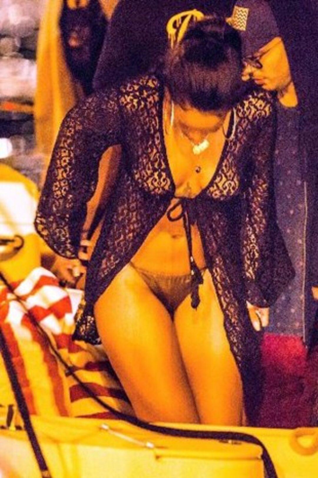 Rihanna dayak yediği sevgilisi