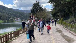 Gölcük Tabiat Parkı'nda 1 Mayıs yoğunluğu