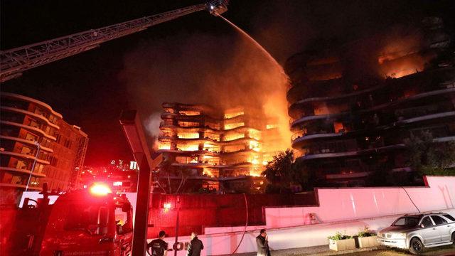Güvenlik görevlisi ifadesinde... İzmir'de lüks sitedeki yangında yeni detay! Tespiti için gelecek rapor bekleniyor
