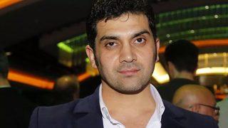 Popstar Bayhan ingilizce şarkı söyledi, sosyal medya yıkıldı! Performansı gündem oldu