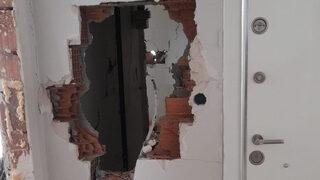 Ağır hasarlı binadaki dairesine girdi... Büyük şok yaşadı! Fark edince hemen polise haber verdi