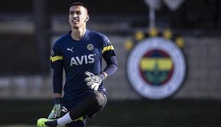 Fenerbah&ccedil;e'de bir ayrılık daha resmen a&ccedil;ıklandı!