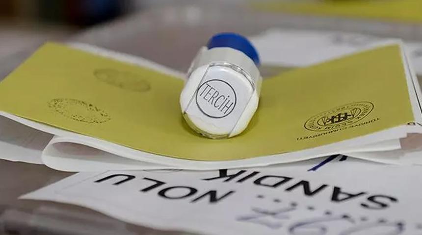 AK Partili isimden canlı yayında anket açıklaması: Şu anda 1 Kasım havasını görüyoruz