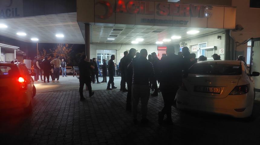 İzmir'de silahlı kavgada ağır yaralanan kişi hastanede öldü