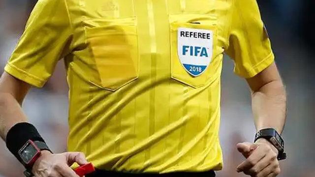 Borussia Dortmund Bochum maçının hakemi penaltıyı vermediği için özür diledi! Tehdit edildik