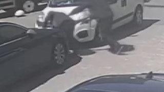 860 bin lirayı saniyeler içinde böyle çaldılar! O anlar saniye saniye görüntülendi