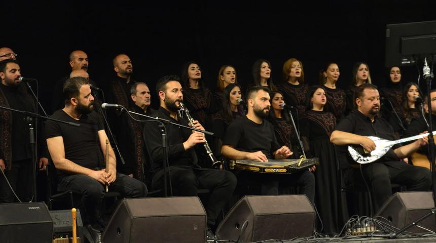BUSADER'den depremzedelerin eğitimi yararına yardım konseri