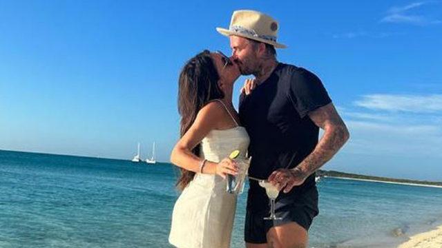 David Beckham ve Victoria Beckham gündemde! Eşinin beyaz iç çamaşırlı halini paylaşınca...