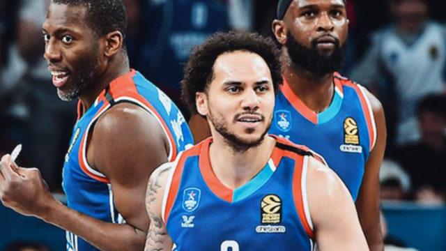 SON DAKİKA: Anadolu Efes'in yıldız oyuncusu Chris Singleton kalp krizi geçirdi!