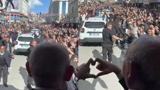 Sosyal medyada tepki çekti! Kılıçdaroğlu'nun seçim otobüsüyle geçişi sırasında... 'Küfürbaz kişilerle mi siyaset yapıyorsunuz?'