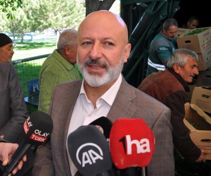 Kuyruğun sonu görünmüyor... Kayseri'de dikkat çeken kareler: "Televizyondan duydum geldim" G1