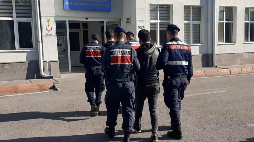 Kayseri'de DEAŞ operasyonunda 2 şüpheli yakalandı