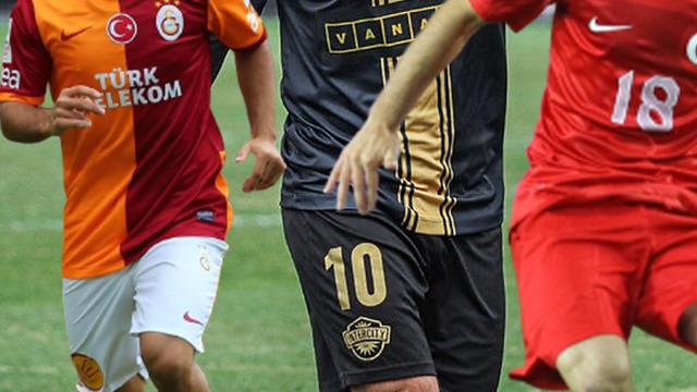 SON DAKİKA: Kulübü ayrılığı Ülkesine dönmek istiyor şeklinde açıkladı! Emre Çolak Intercity'e resmen veda etti