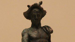 Tam 2 bin yıllık! 'Hırsızların Tanrısı'nı tarlada buldu