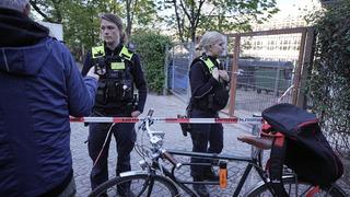 Almanya'da okul bahçesinde bıçaklı saldırı! Yaralılar var