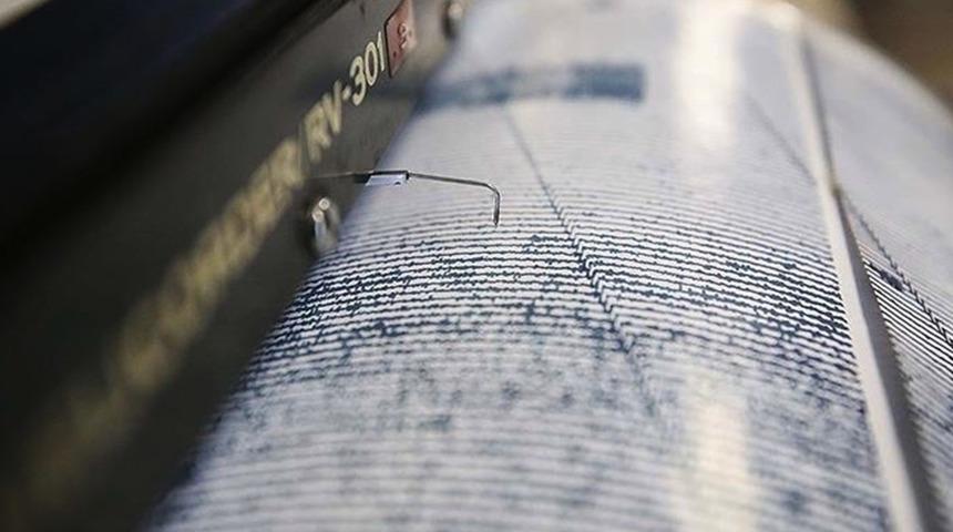 Son dakika: Kahramanmaraş'ta korkutan deprem! Çevre illerden de hissedildi