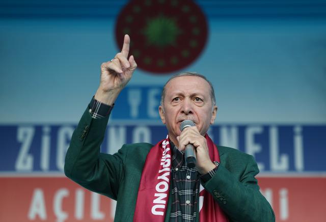 AA-20230503-31035777-31035771-CUMHURBASKANI_RECEP_TAYYIP_ERDOGAN_TRABZONDA