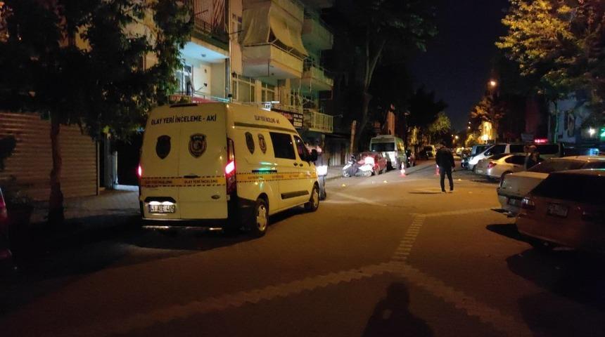 D&ouml;nerci d&uuml;kkanı kurşunlandı