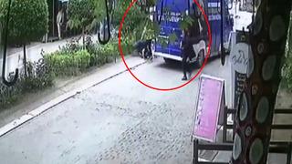 Balıkesir’de AK Parti seçim aracına saldırı! O anlar kamerada