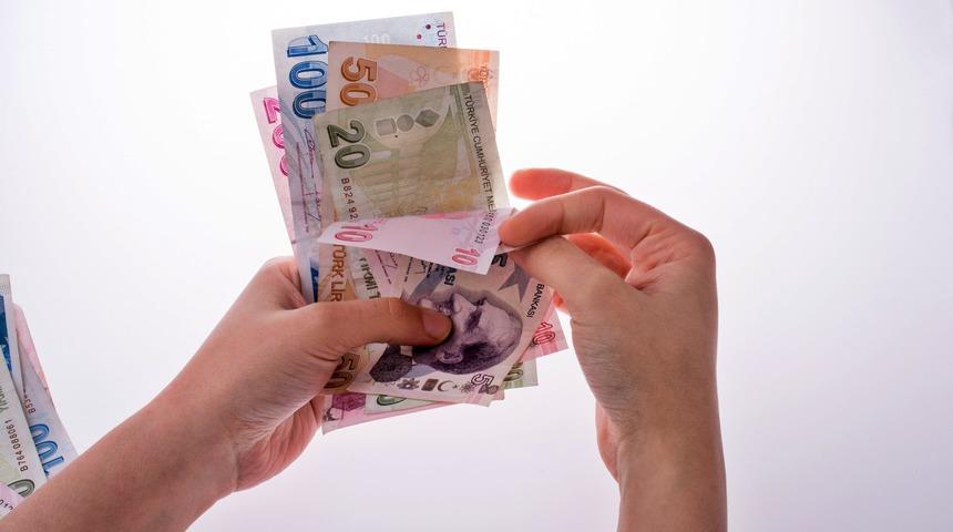 Kadını erkeği fark etmiyor! Yüksek emekli maaşı alayım derken zarar etmeyin… Doğum ve askerlik borçlanmasına asgari ücret ayarı