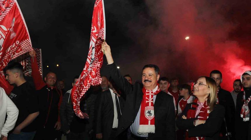 Başkan Deveci’den Samsunspor taraftarına bin bilet jesti