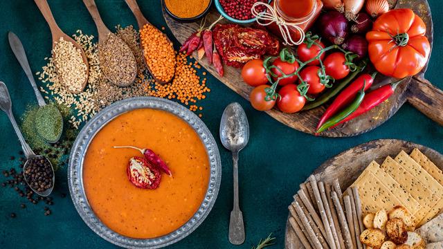 Tarhana çorbasının faydaları nelerdir, hangi vitaminler var? Tarhana çorbası hangi hastalıklara iyi gelir, öksürüğe iyi gelir mi?