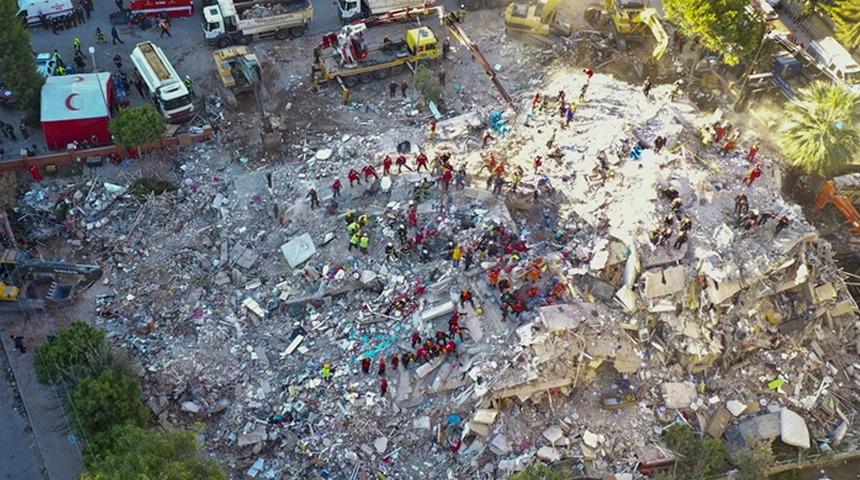 İzmir depreminde 30 kişinin hayatını kaybettiği apartmanın müteahhidine 14 yıl hapis cezası