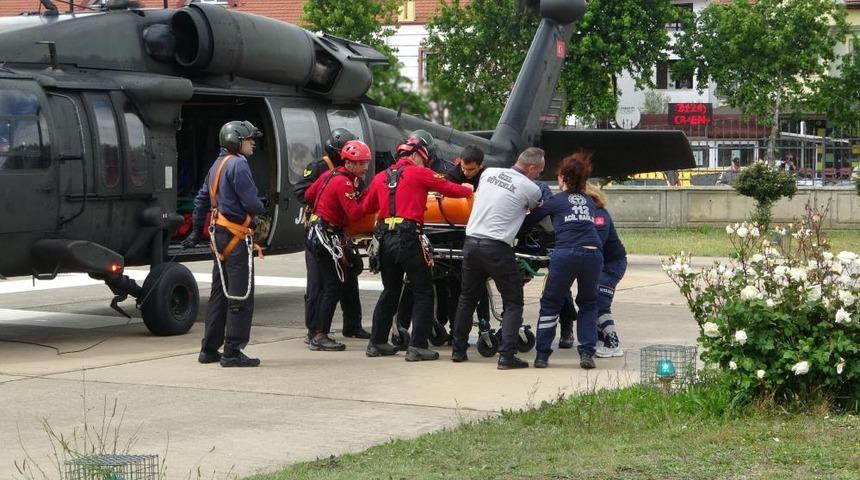 Fethiye'de fırtınada savrulan paraşütçüler, dağ eteklerine ve ilçe merkezine düştü: 1'i ağır 7 yaralı