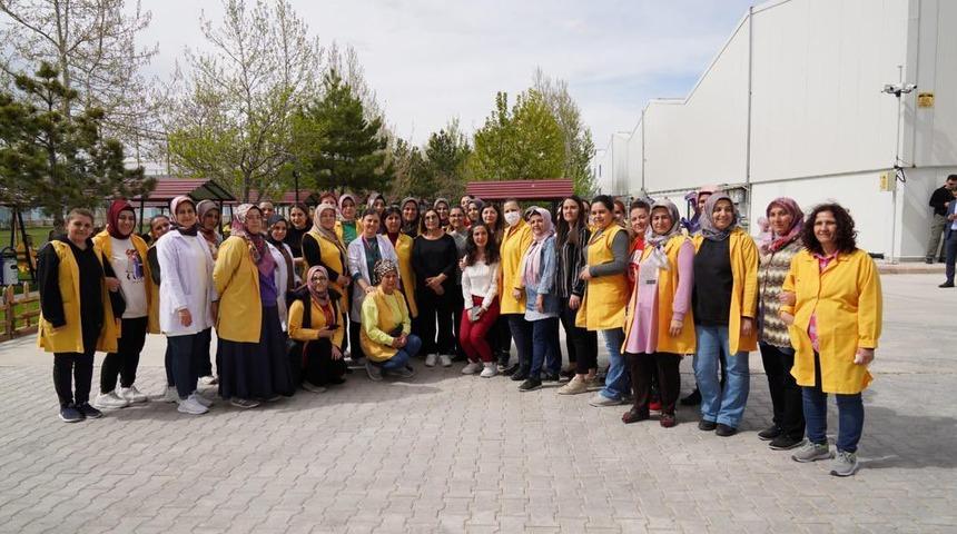 Selvi Kılıçdaroğlu Seydişehir'de ziyaretlerde bulundu