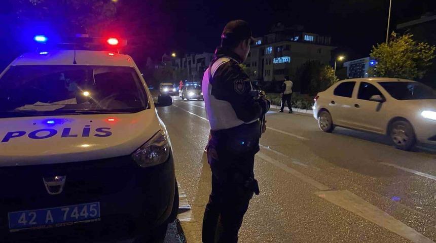 Konya&rsquo;da polisten &ldquo;şok huzur&rdquo; uygulaması