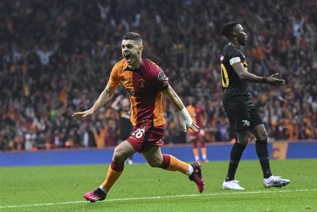 AA-20230414-30855417-30855403-GALATASARAY_YUKATEL_KAYSERISPOR (Large)