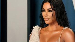 Kim Kardashian Met Gala'ya damga vurmuştu! Elbisesi için kullanılan inci sayısı herkesi şaşırttı