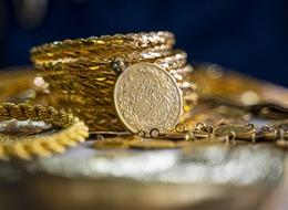 Altın fiyatlarında 12 yıl detayı: Bunu ilk kez duyacaksınız! 'Körü körüne bunu yapmayın' diyerek altın alacaklara seslendiler