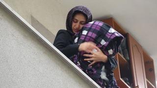 Maltepe'de korkutan yangın! Can pazarı yaşandı, kurtarılmayı böyle beklediler