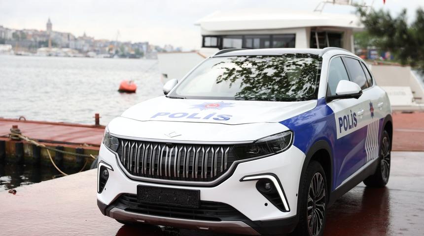 Togg polis aracı oldu! Bakan Soylu 'yakıştı mı?' diyerek paylaştı