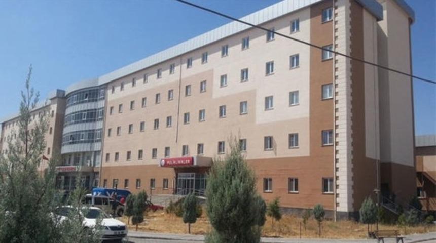 Yok böyle iğrençlik! Devlet hastanesinde erkek temizlik işçisine tecavüz ettiler!