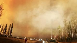 Kanada'da orman yangınları... Kontrolden çıktı! Siviller tahliye edildi... O eyalette acil durum