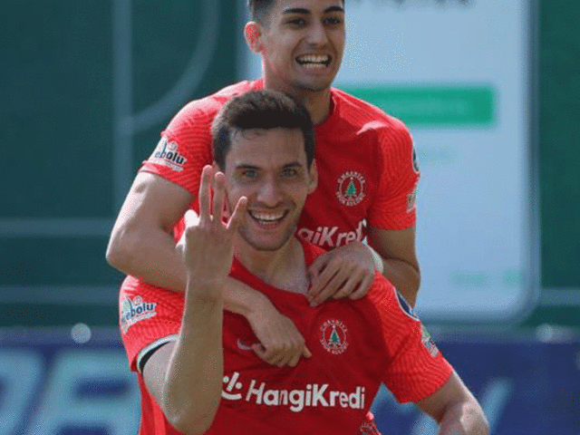 27 maçta 15 gol, 3 asist! Atmaya devam ediyor...