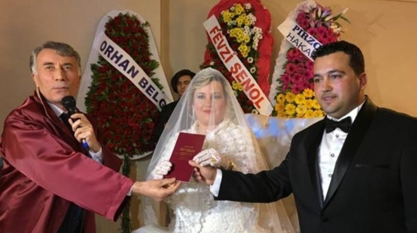İzmir'de bir ilk! Müftü nikah kıydı