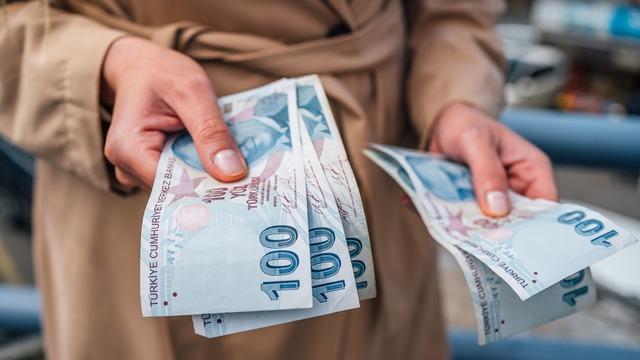 Asgari ücretliye, memura emekliye zam! Yeni maaşlar için maraton başlıyor: Mayıs ayı enflasyonu için dikkat çeken yorum