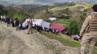 Diyarbakır'da korkunç kaza! Minibüs şarampole devrildi... 2 ölü, 13 yaralı