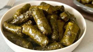 Gelinim Mutfakta yaprak dolama tarifi! Sarma lezzetinde yaprak dolama nasıl yapılır?